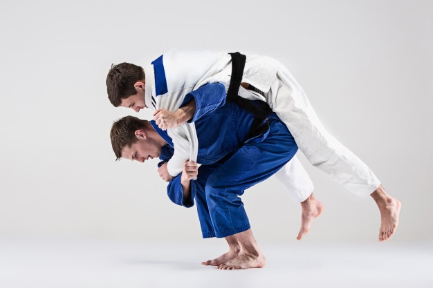 judokas luchando
